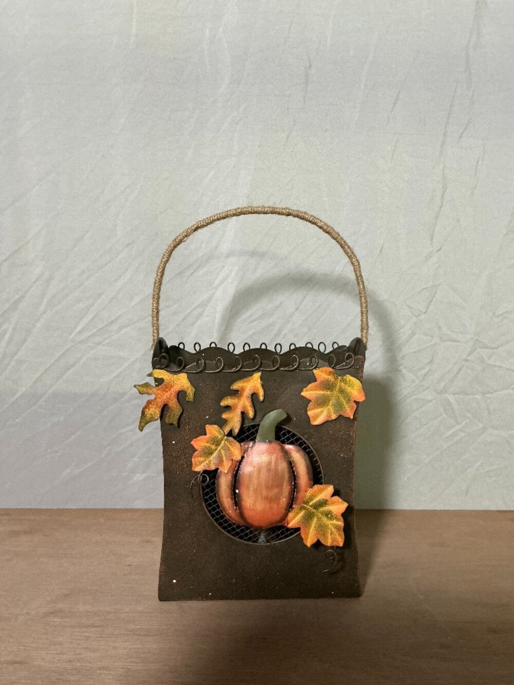 Metal Fall Tealight Holder